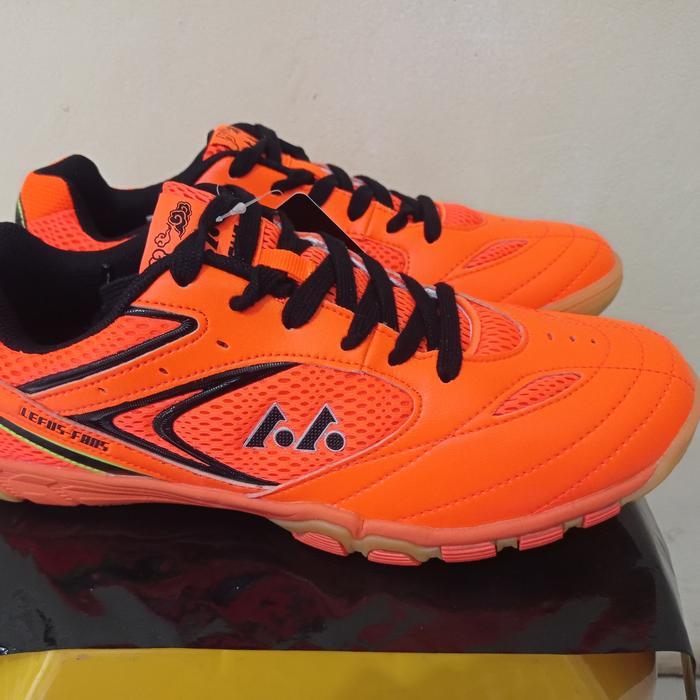 SEPATU TENIS MEJA LEFUS F80S IMPORT