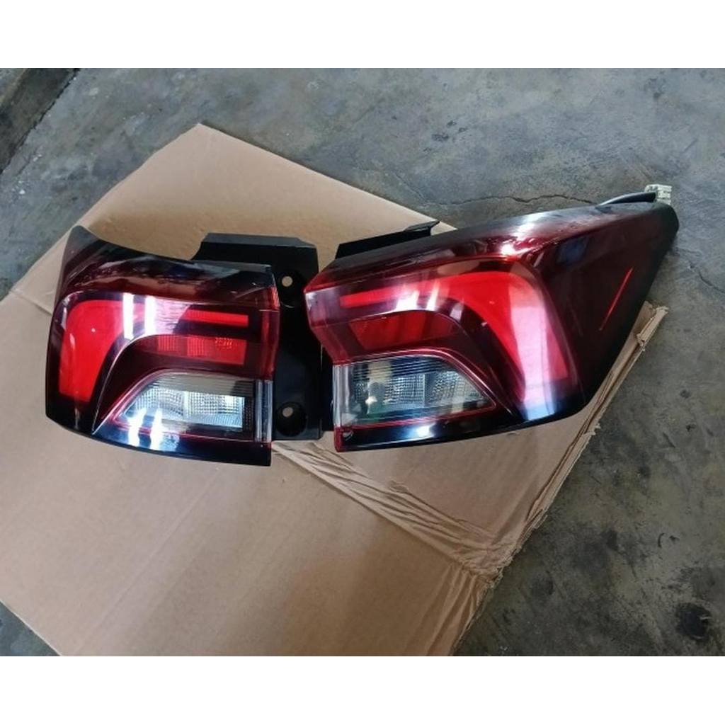 Stoplamp lampu belakang toyota avanza 2023 2024 original