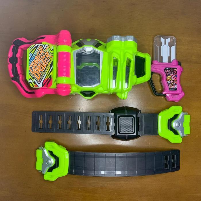 DX Gamer Driver with Mighty Action X Gashat Kamen Rider Ex-Aid Ex Aid Original Bandai