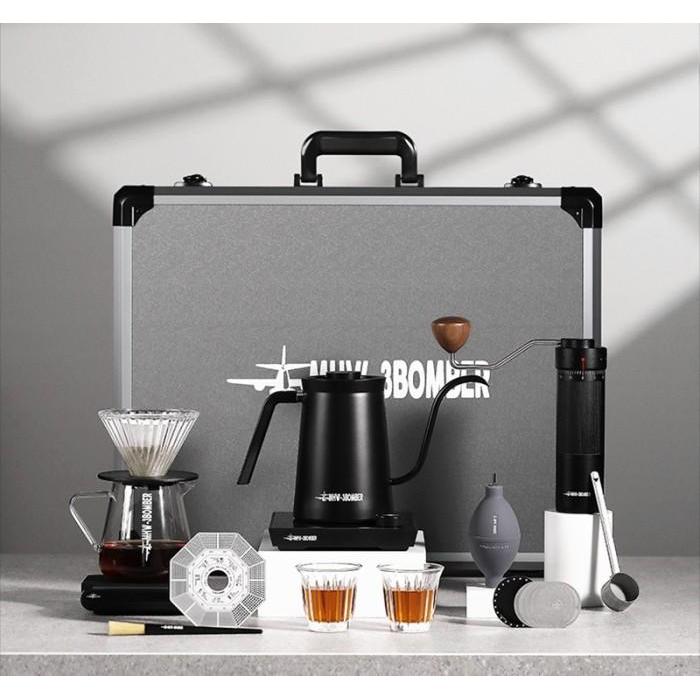 MHW-3Bomber B-3 Tactics Set 12 pcs in One Include Suitcase / Coffee Maker Brewing Gift Set dengan