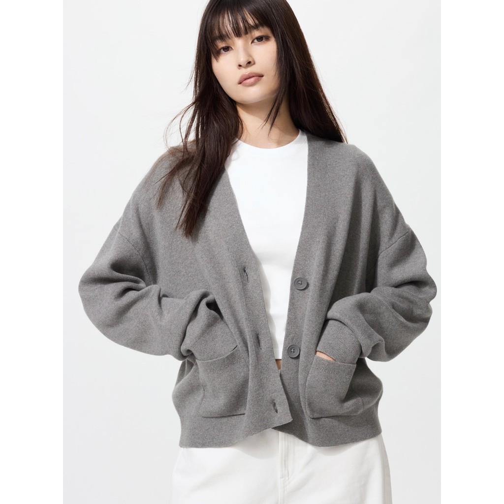 Uniqlo Cardigan Pendek Katun Lembut Kerah V