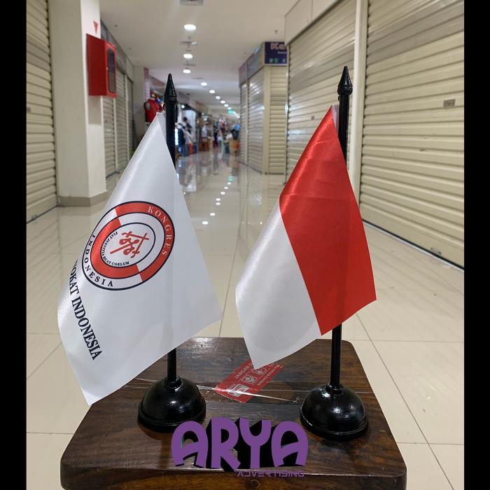 ORIGINAL Tiang kayu meja dan satu set bendera KAI+INDONESIA READY STOCK