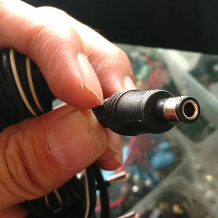 TRONIC- Adaptor 5V 1A Psu Power Supply 5 Volt 1 Ampere