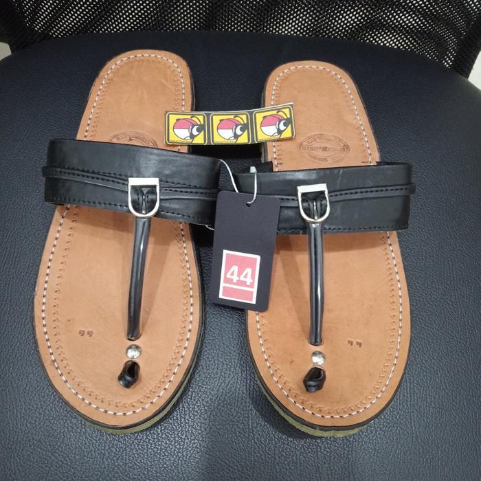 Eiger Adventurre Store - Sendal Terompah Betawi / Sendal Karet / Sendal Khas Betawi