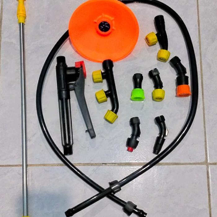 PAKET SPRAYER ELEKTRIK SEMPROT 8 NOZZLE BERBEDA KABUT HALUS SELANG