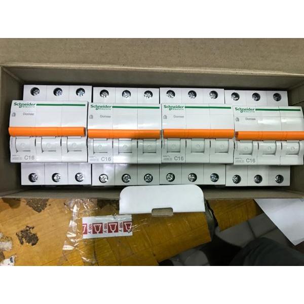 Terbaik Mcb Schneider 3 Phase 6 A / 10 A / 16 A / 20 A Ampere Original Terlaris
