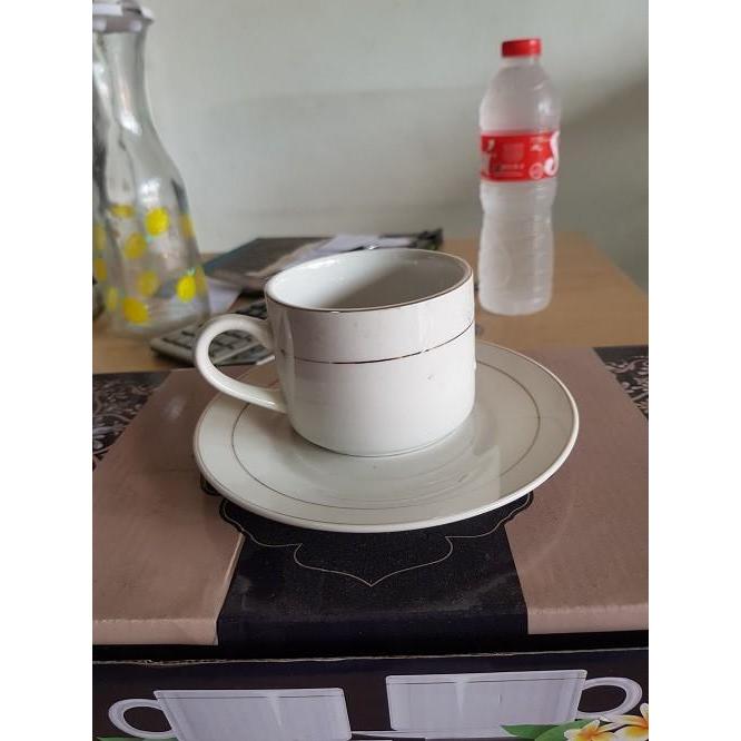 SALE Gelas Keramik plus piring lis emas/ Gelas Set keramik (1 cangkir dan 1 saucer) Termurah