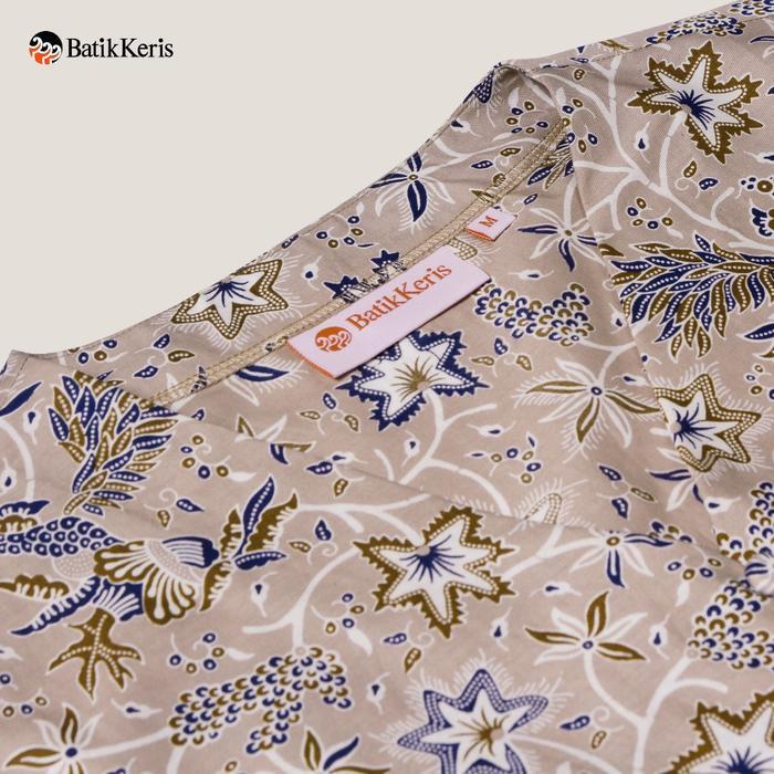 Batik Keris Blouse Wanita leher V Lengan Pendek Motif Keris Harmoni Alam