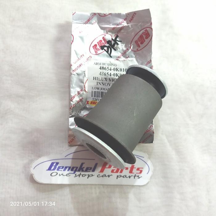 Bushing Arm Kecil Bawah Kijang Innova Rbi