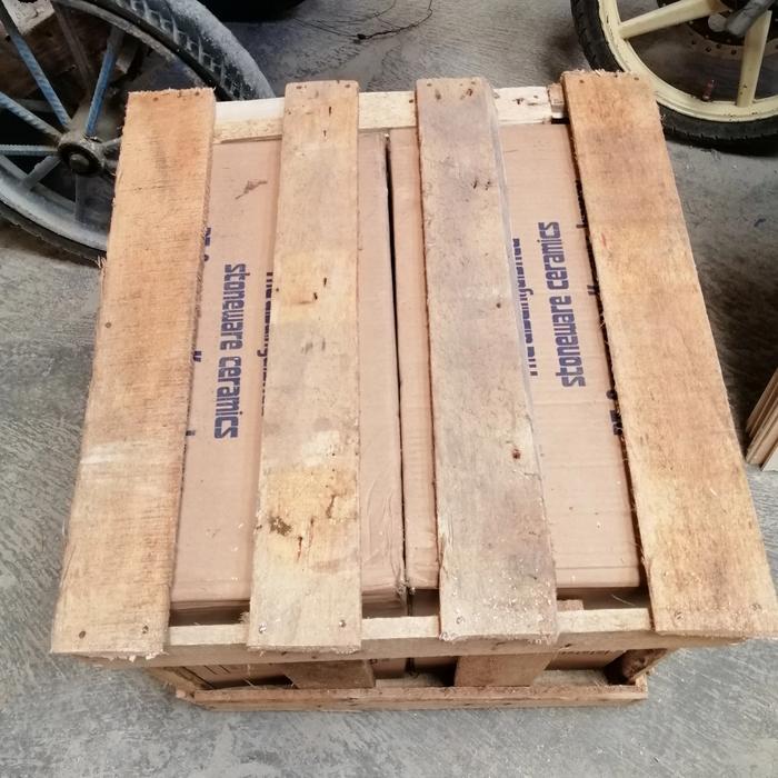 ROSTER KERAMIK /LOSTER KERAMIK KAWAT NYAMUK