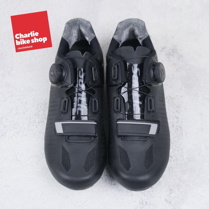 Sepatu Cleat Roadbike SANTIC BAKER Black Hitam