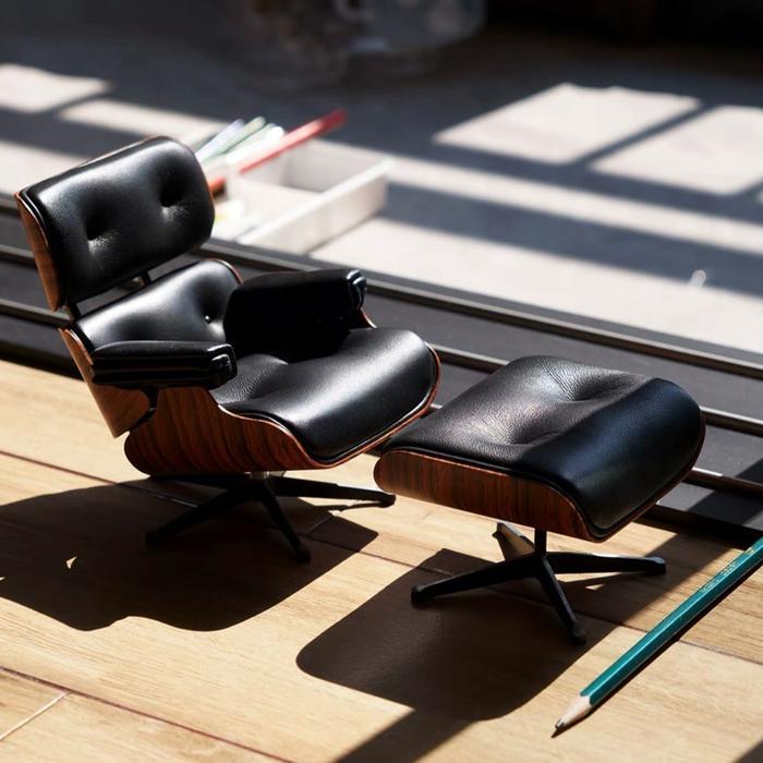 Miller Chair Miniature // Dekorasi // Miniature // Herman Miller