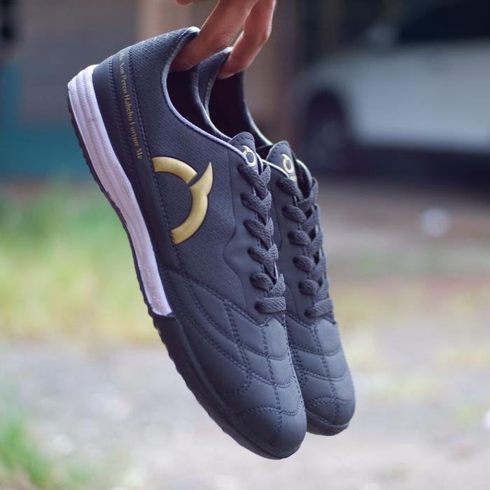 Specs League - Sepatu Futsal Sol Bercdecit Dewasa & Anak Anak