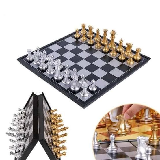 Catur Magnet Gold Emas Version