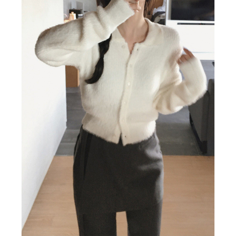 Winter Thickened Collared Knitwear Coat Short Pure Color round Neck Pullover Faux Fur Sweater