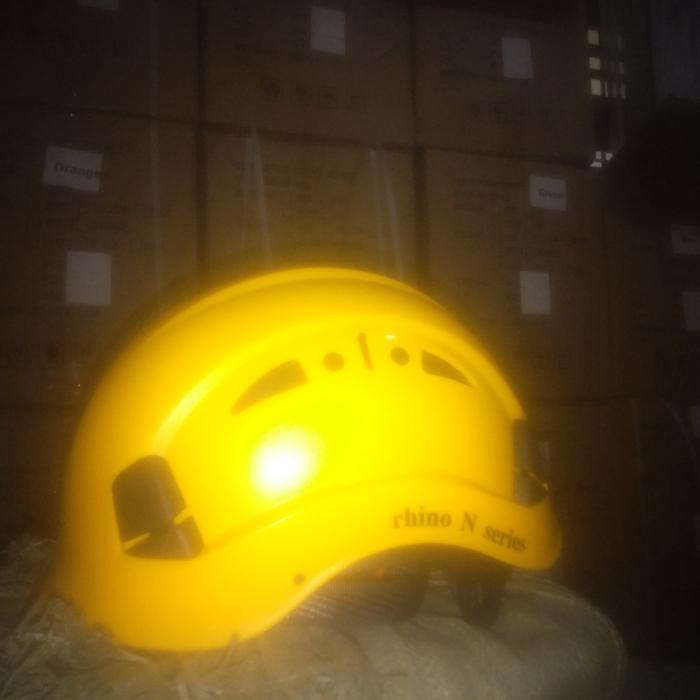 HELMET SAFETY CLIMBING RESCUE