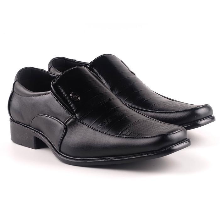 Jackson - Sepatu Pantofel Jackson Kelud 1Jk Hitam
