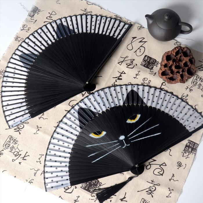 kemgraf- Kipas Tangan Lipat Gaya Cina Aesthetic Motif Kucing Kain Kipas Kayu Lipat