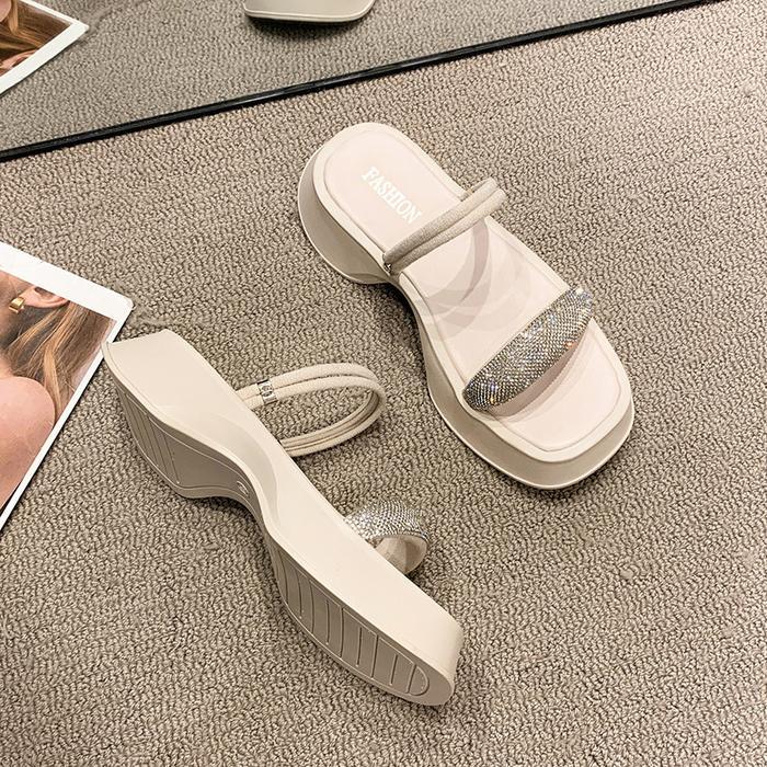 TERMURAH [ Import Design ] Sepatu Sandal Wanita Kasual Import Casual Sandal Karet Injeksi Premium
