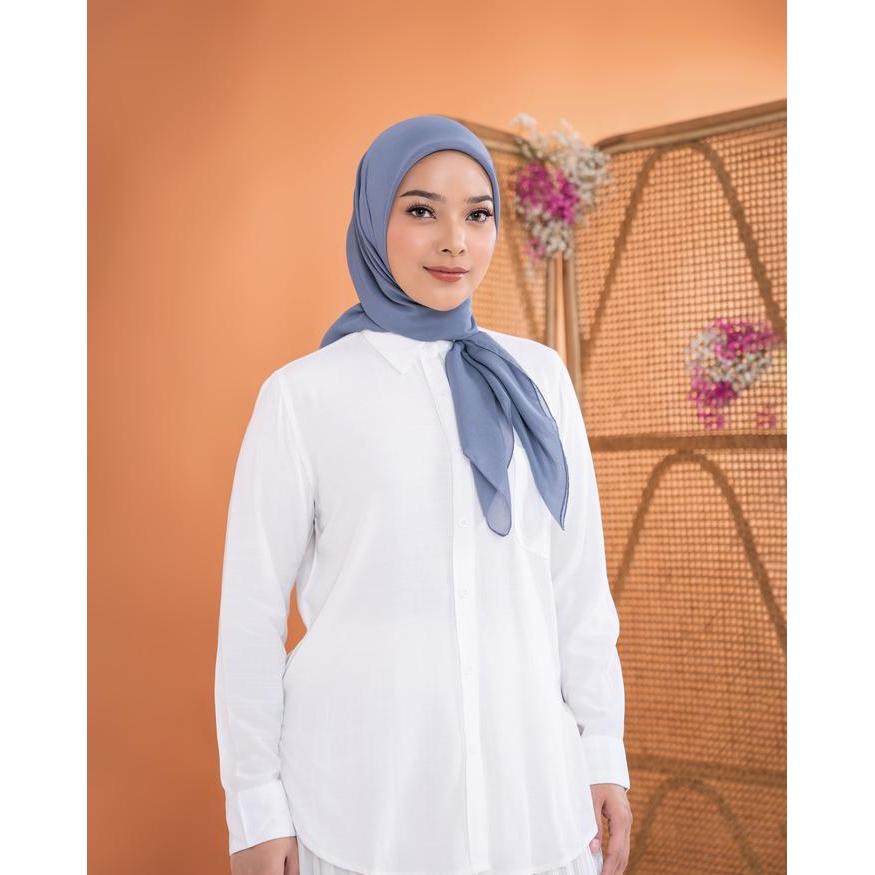 dowg- Zm Zaskia Mecca - Sana Dark Grey Hijab Kerudung Segi Empat