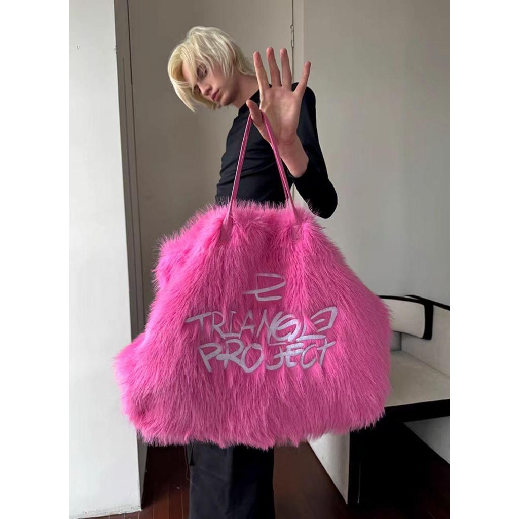 Faux Fur Pink Letter Shoulder Bag Black Plush Tote Bag Large Capacity Winter Unisex Fluffy Big