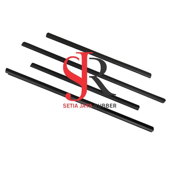 Karet Pelipit Kaca Bagian Luar Mobil Honda JAZZ GE 08 2009 2010 2011 2012 2013 2014 JAZZ RS