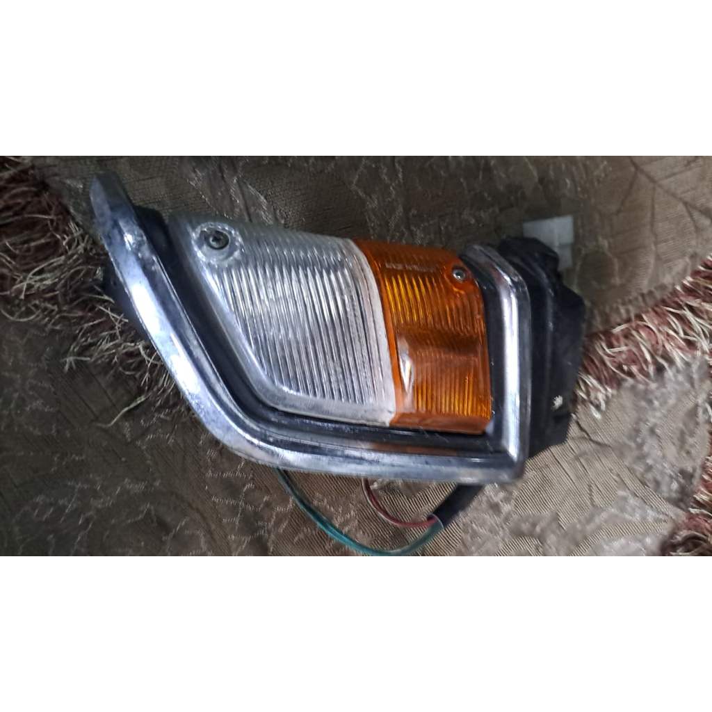 Corner lamp lampu sein depan mitsubishi galant sigma 1978 1979 original