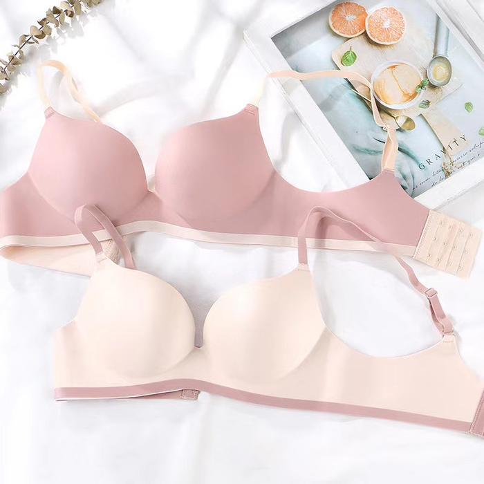 Bra Polos Tanpa Kawat Busa Tebal Lembut Push Up BH Wanita Ukuran Dewasa Nyaman