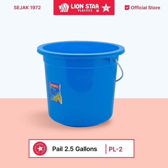 ru7v- Lion Star Ember Plastik Pail 2.5 Gallons / 9.5 Liter Pl-2