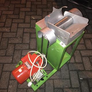 MESIN PARUT KELAPA ELEKTRIK SUPER JUMBO READY SURABAYA SLVSHOPEEGROSIR