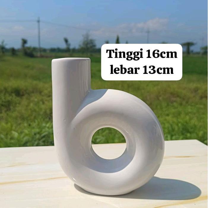 vas bunga untuk tanaman hidup