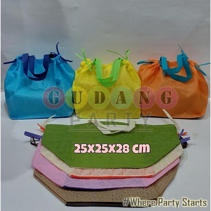 Spunbond Serut Embos/Spunbond Box/Goody Bag/Tas Berkat/Tas Bingkisan