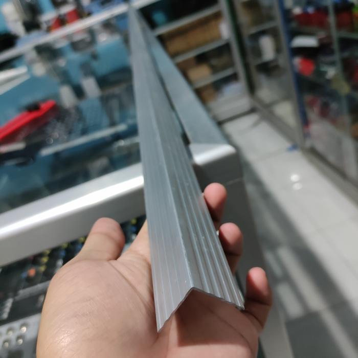 [ Wajib Potong ] Siku Aluminium Lis L Silver / LIS L Aluminium Hardcase Panjang 3 meter Import Wajib