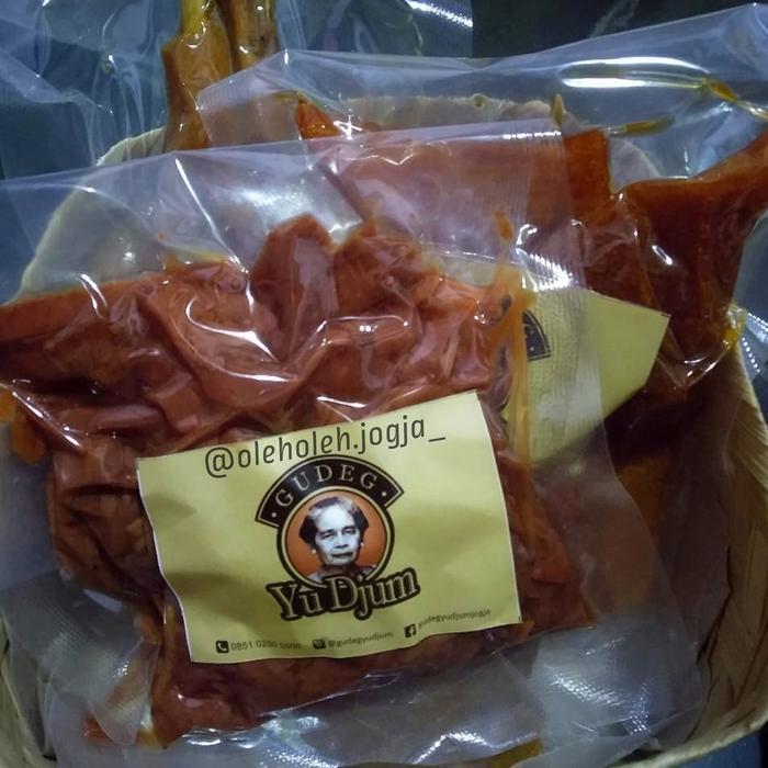 GUDEG YU DJUM VACUM PAKET 1