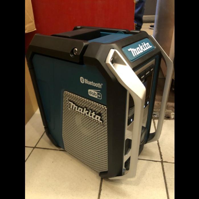 Radio Cordless Makita Dmr115B