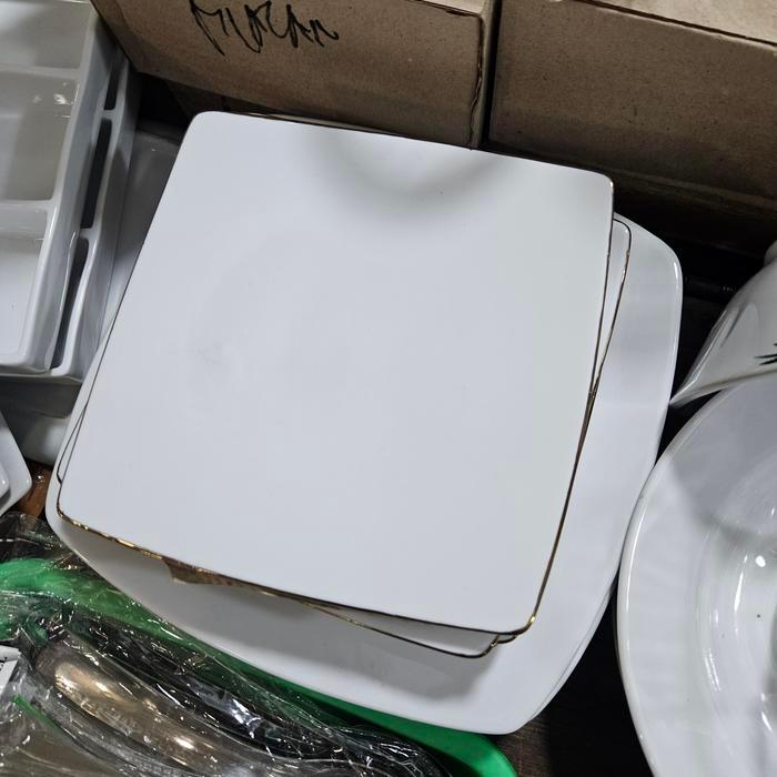 piring persegi keramik indo keramik kotak putih