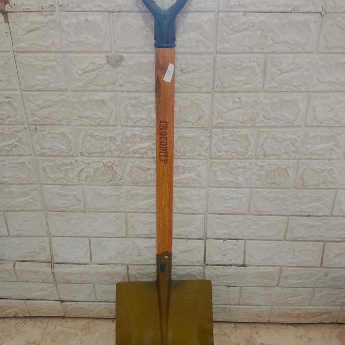 Skop KY Crocodile / Skop Pasir / Sekop besar / Skop / Sekop