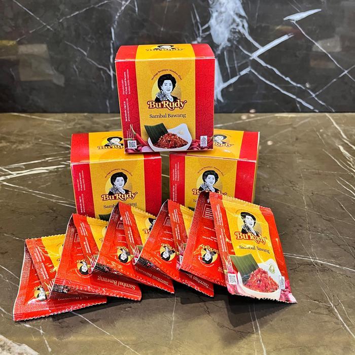 Eiger Adventurre Store -