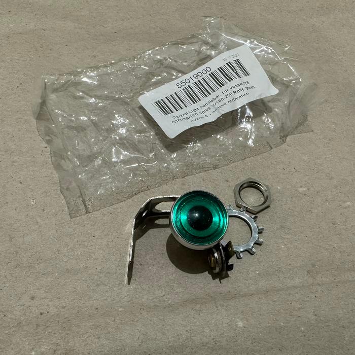 Giok Vespa Sprint Bagol