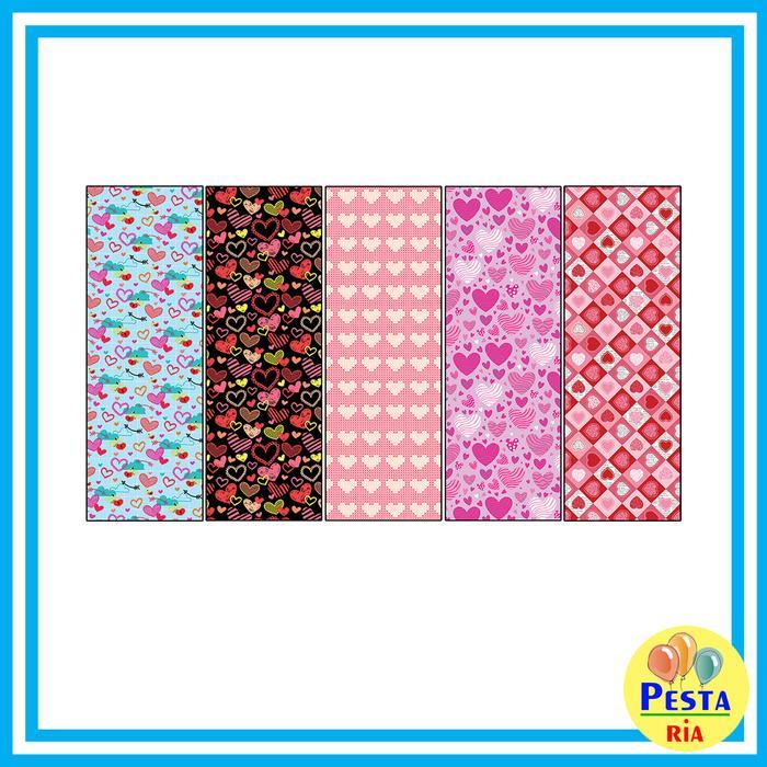 MURAH !! / 10 LEMBAR Kertas Kado Motif LOVE A/ kertas kado HATI/ kado tebal cute /Kertas Kado Setara