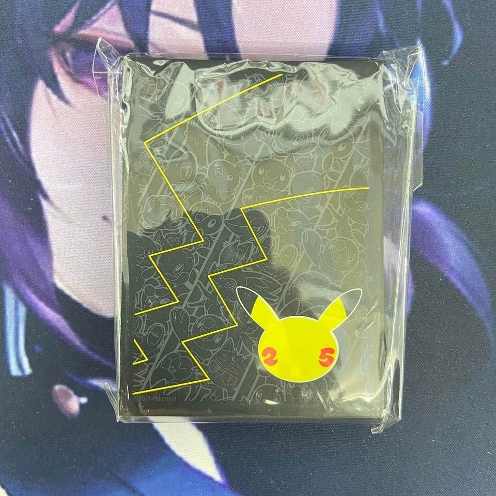 Pokemon Card Sleeve - Pikachu 25th Anniversary Celebrations (60 lembar)