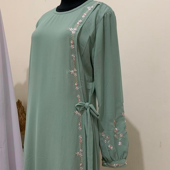 MUSLIFIX- Raisma - Ivanna Gamis Syari Putih Tulang Mewah Dan Elegan Model Verslah Kombinasi