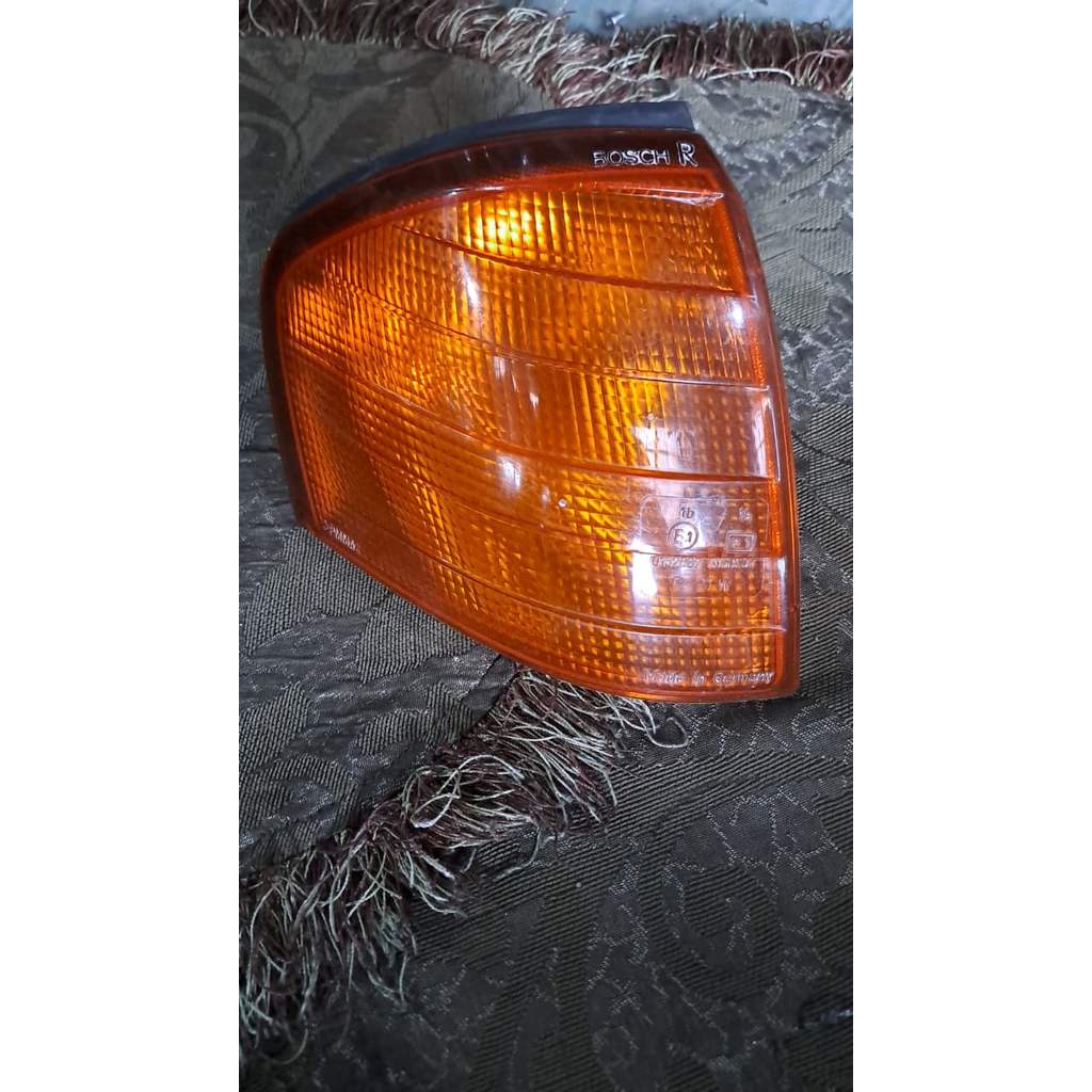 Corner lamp lampu sein depan w202 original