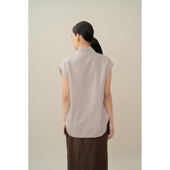 NOVERE Lembayung Kebaya Top in Heybaby