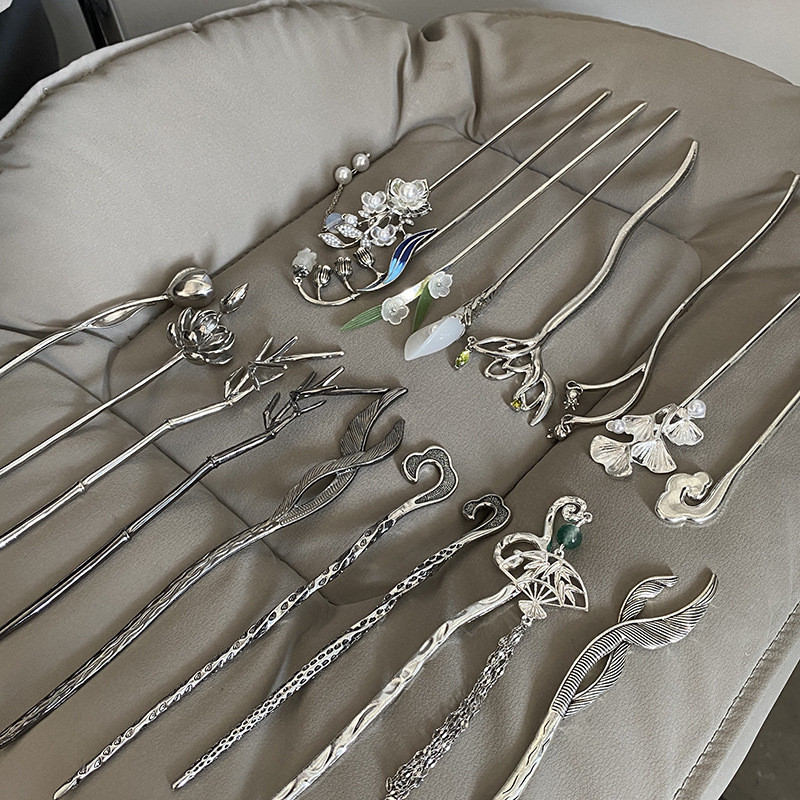 Elegant Vintage Metal Tulip Hair Stick New Chinese Charm Magnolia Flower Chopsticks Hair Accessories