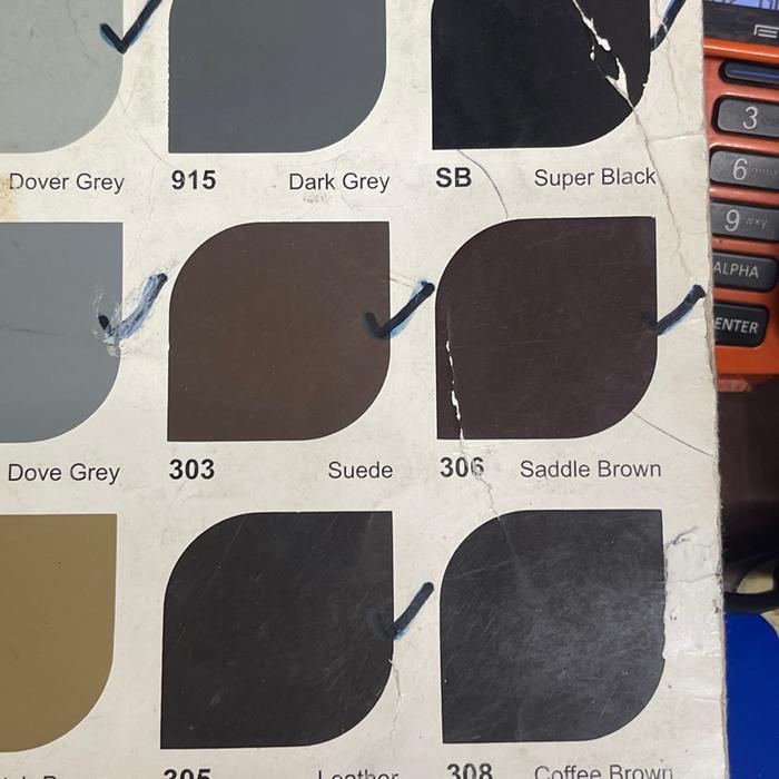 proxx- Avian Putih 1 Kg Cat Kayu Besi Avian Paint (Putih/ Hitam)