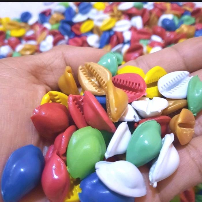 biji kerang plastik pelengkap mainan tradisional congklak dakon pit
