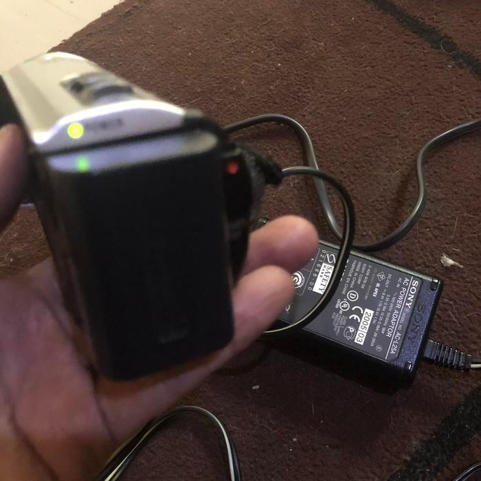 Charger Handycam Sony Original Dcr Sr Dcr Sx Dcr Pj Casan Garansi