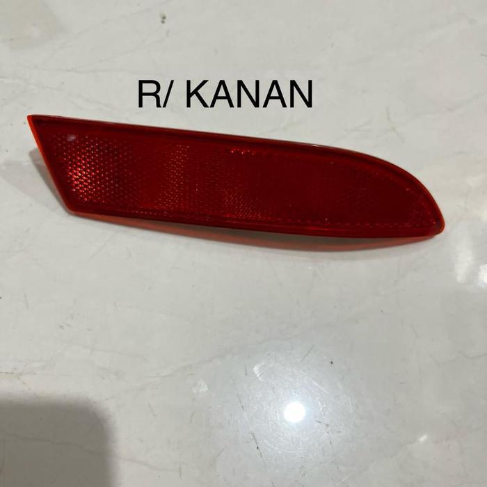 Mata Kucing/Reflektor Bemper Belakang All New Avanza Xenia 2012-2024 Original