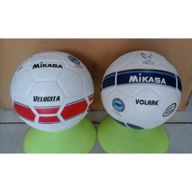 BOLA SEPAK MIKASA / BOLA KAKI MIKASA / BOLA MIKASA IMPORT / BOLA SEPAKBOLA